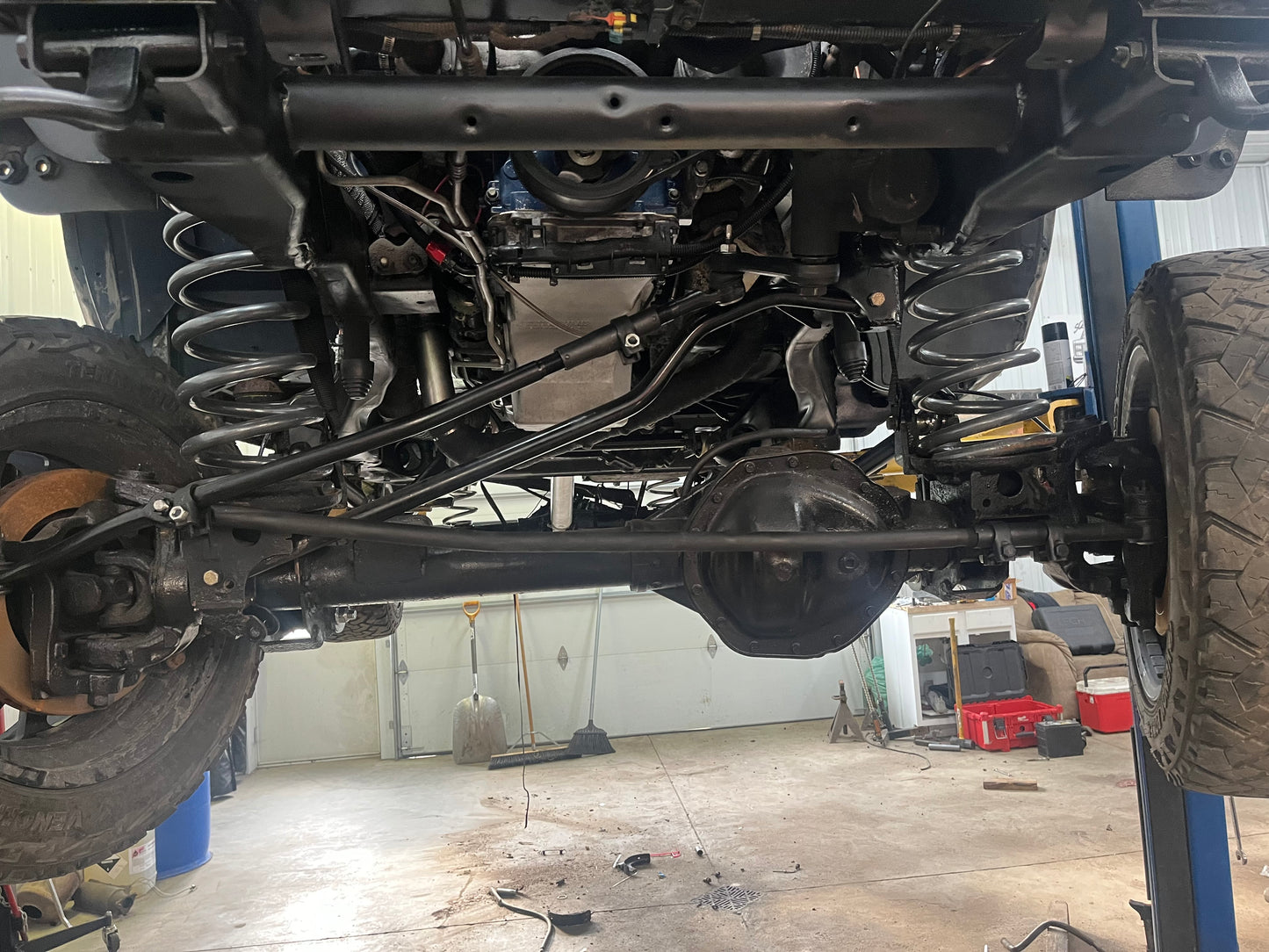 GMT800 8 Lug Extended Parts Bundle - Coil Spring